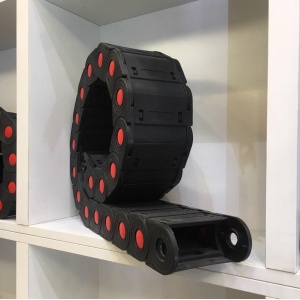 انرژی چین یا انرژی گاید (محافظ کابل) R150 FKS 35×80 با پل پوشیده